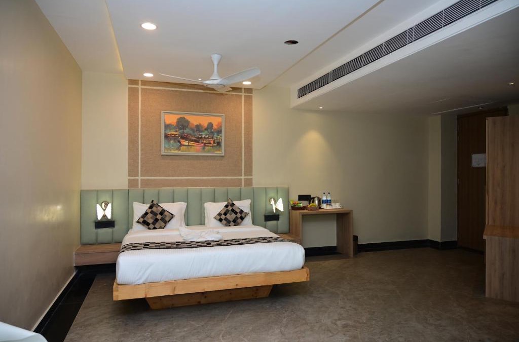 Puri Hotel | Pipul Ocean View Resort