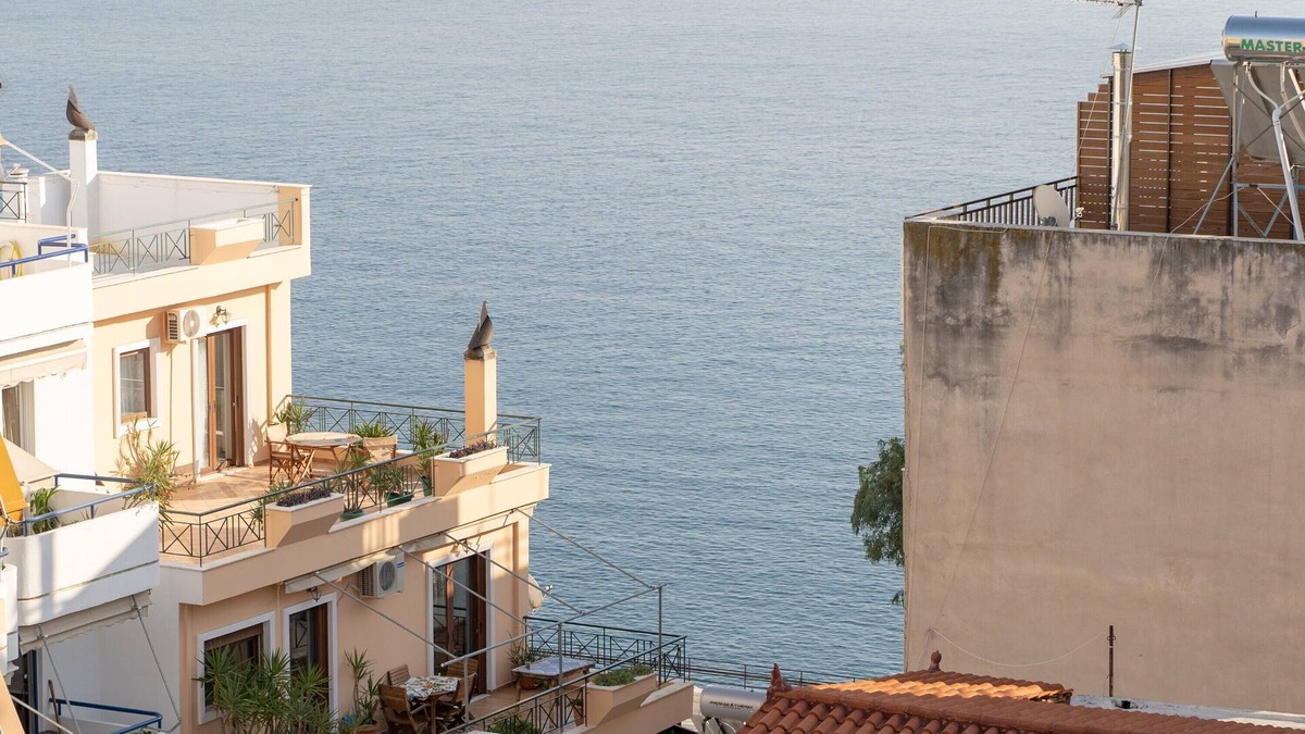 Peiraiki Apartment | Piraeus 1 bedroom 4 persons apartment