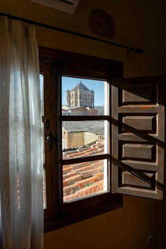 Toro Hotel | Pirata casco histórico