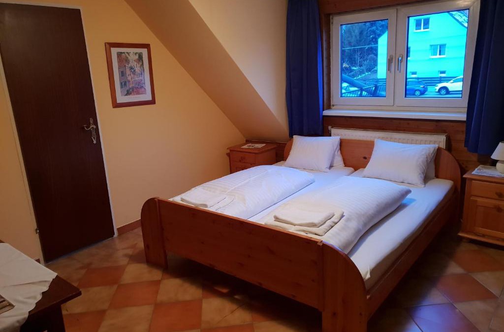 Hainburg an der Donau Hotel | Pirates Hotel