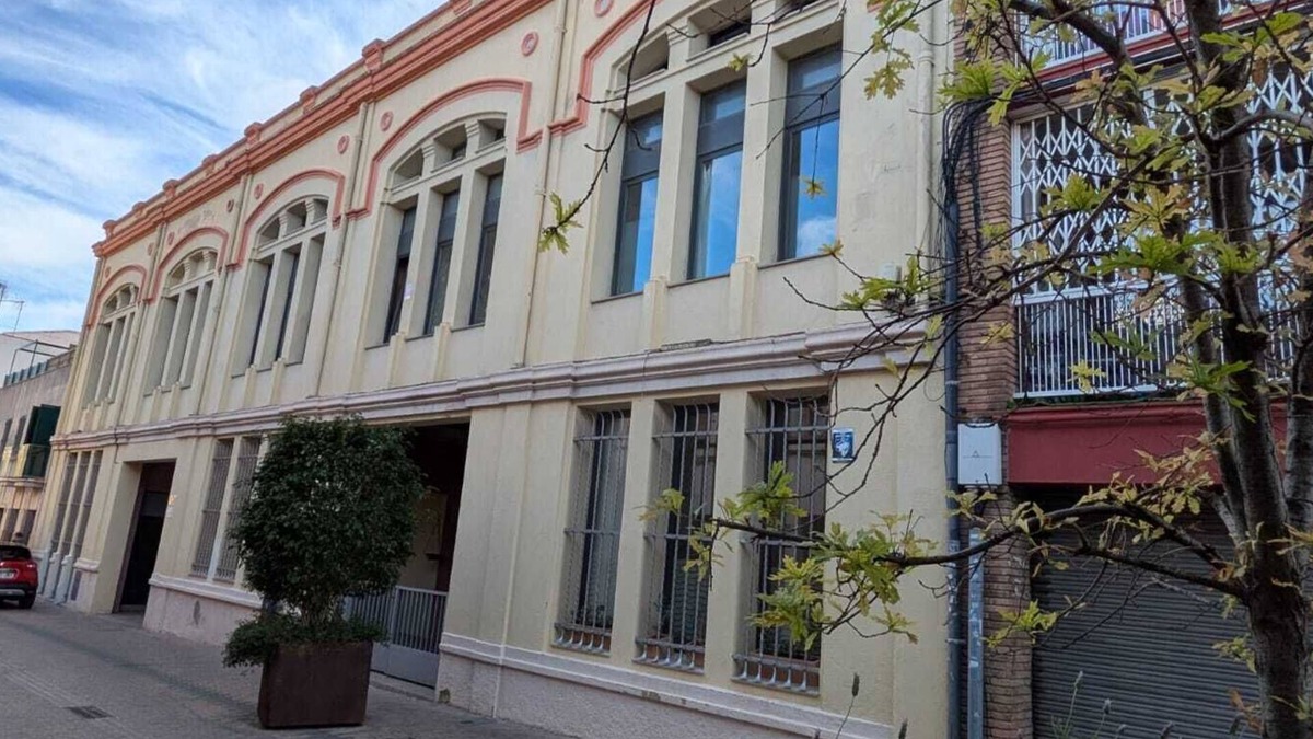 Premia de Mar Apartment | Piso para 4 personas para estancia de trabajo a 30 minutos de Barcelona.