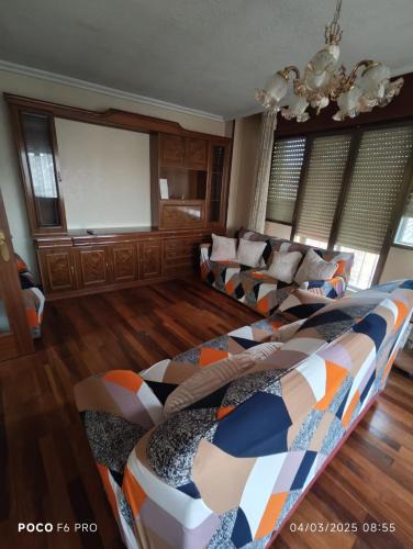 Sahagun Apartment | Piso Plaza Lesmes Franco