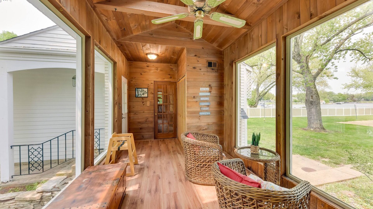 McHenry House | Pistakee Lake Estate w/Boat Dock & Launch!