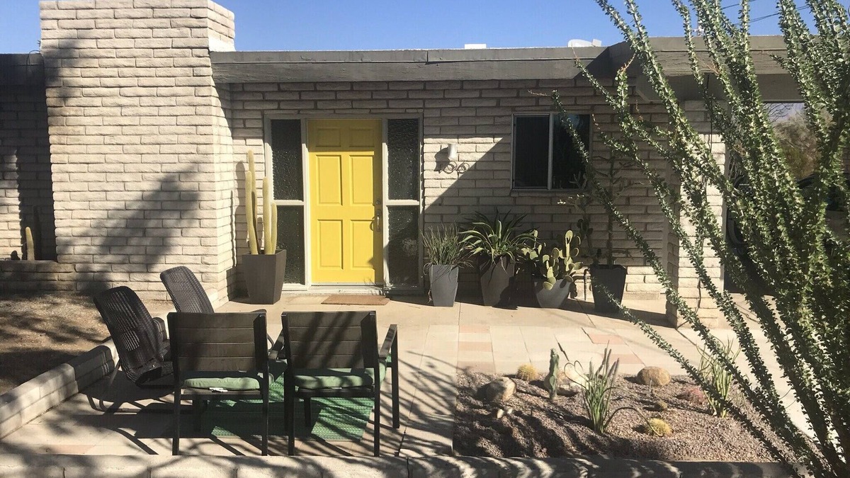 Borrego Springs House | Pitch Perfect Mid-Century 2 Bedroom, 2 Bathroom ~ Amazing Hiking, Star Gazing ~