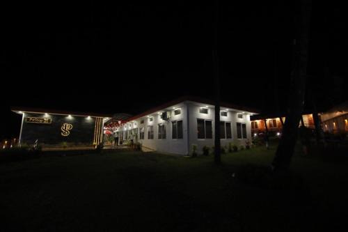 Athirapally Resort | PitStop21