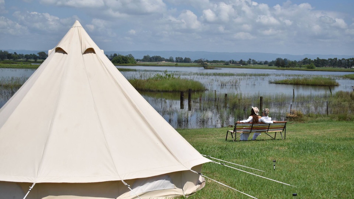 Pitt Town RV Rental | Pitt Town Lagoon Glamping