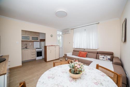 Gospostina Apartment | Pizana Budva Central