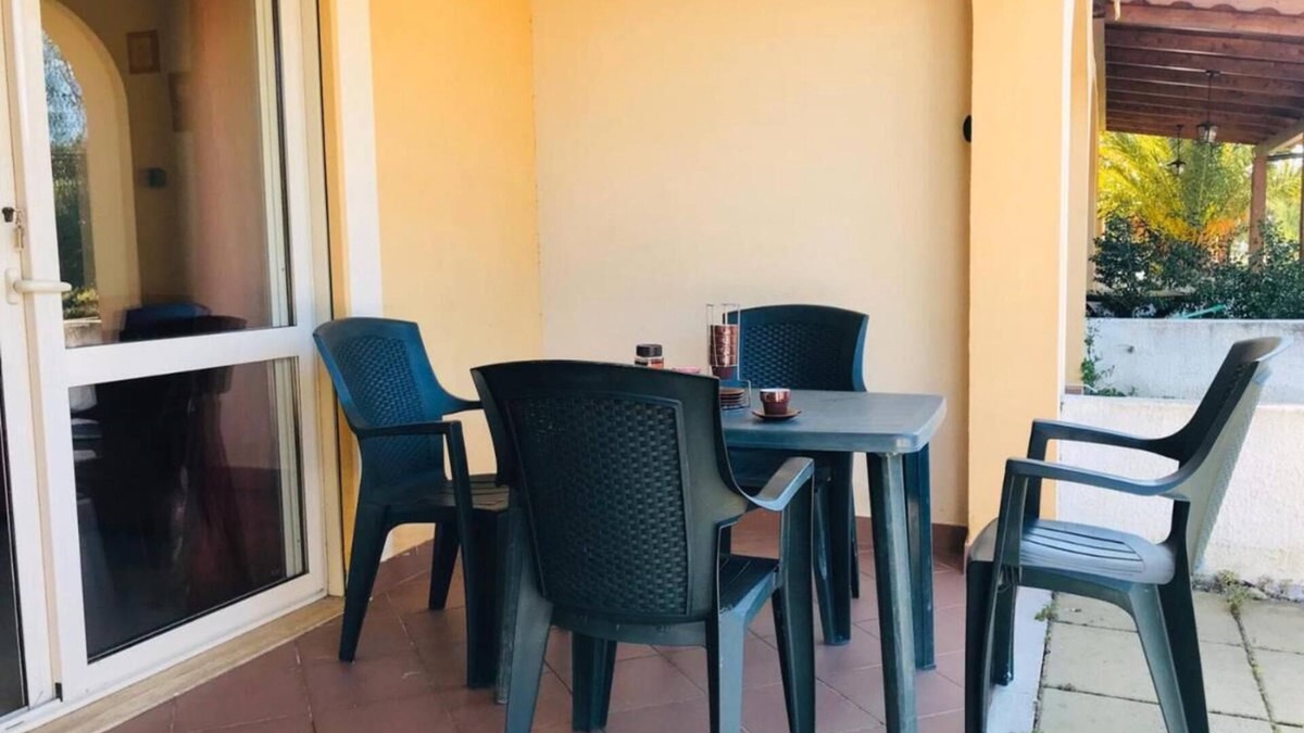 Pizzo Apartment | Pizzo Beach Club 86G One Bedroom House