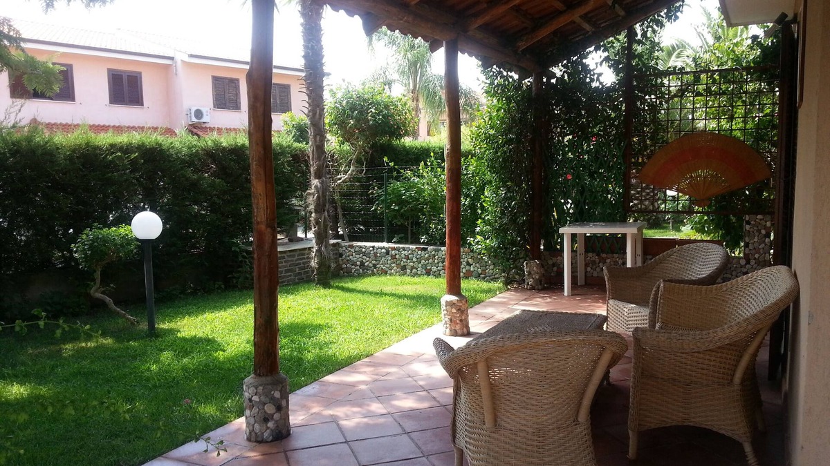 Contrada Difesa I Villa | Pizzo Calabro: Villa at the sea with garden inside the residence Porto Ada
