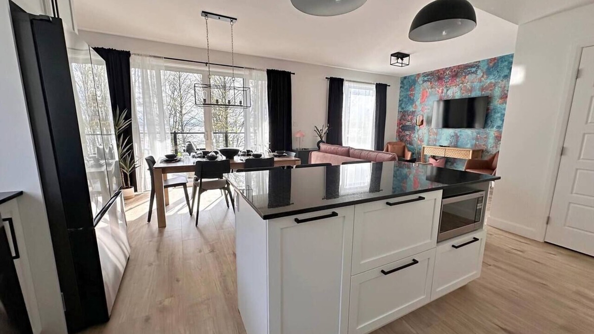 Lac-Megantic Apartment | Place du Lac - Downtown - Unit 202