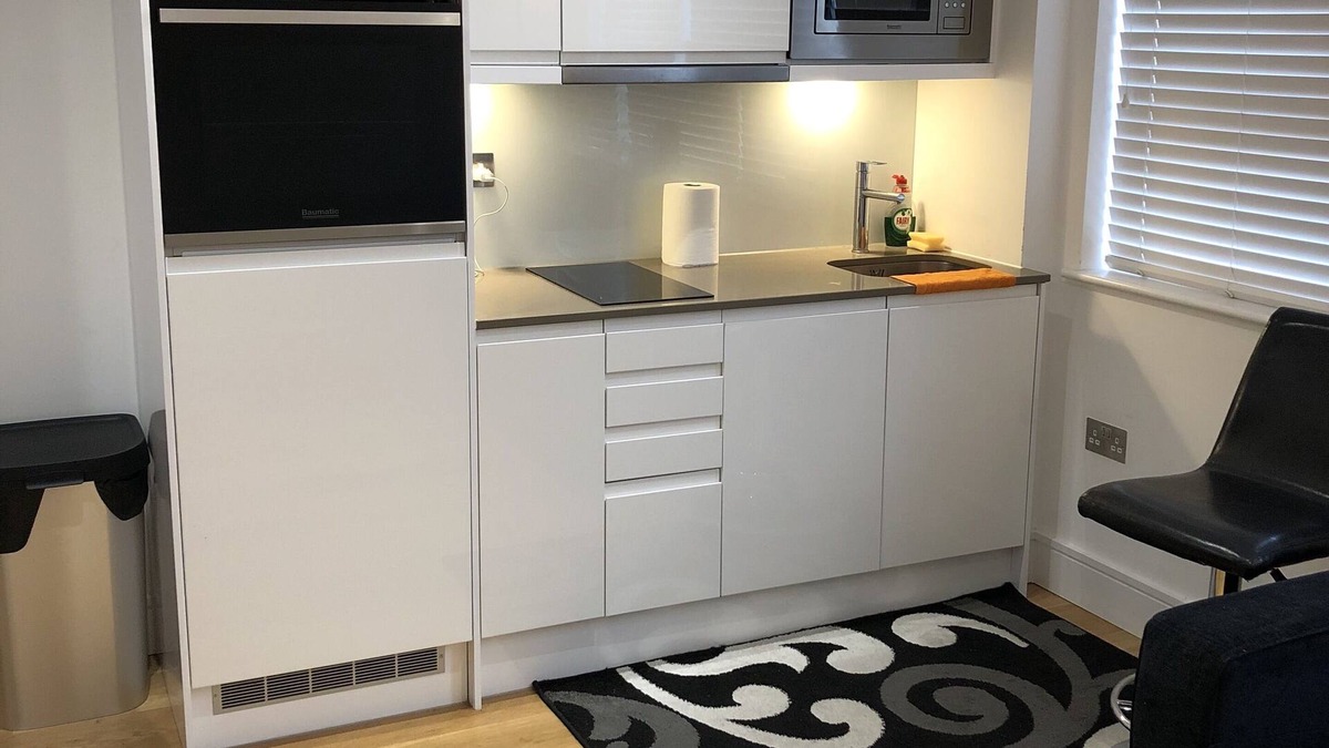 Haywards Heath Apartment | Place like Home Apartment