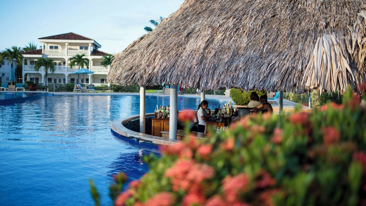 Plantation Hotel | Placencia Resort