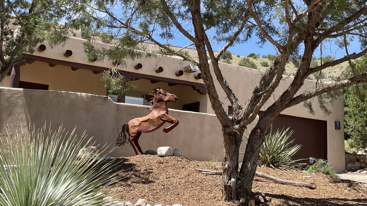 Placitas House | Placitas Magic-2 Bed/1 Bath Custom Santa Fe Home