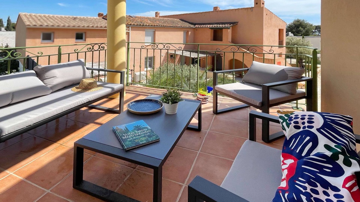 Bandol Apartment | Plage du Capelan | Parking | Private entrance | Air-conditioned | Peace and quiet guaranteed