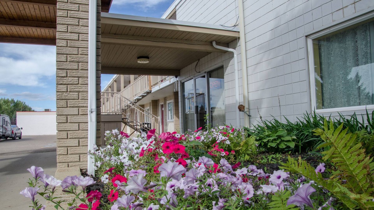 Brooks Hotel | Plains Motel