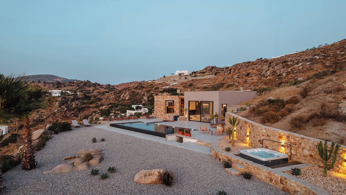 Maragas Villa | Plaka hills - Brand NEW Villa with LUXURIOUS & INSPIRING EXPERIENCE!