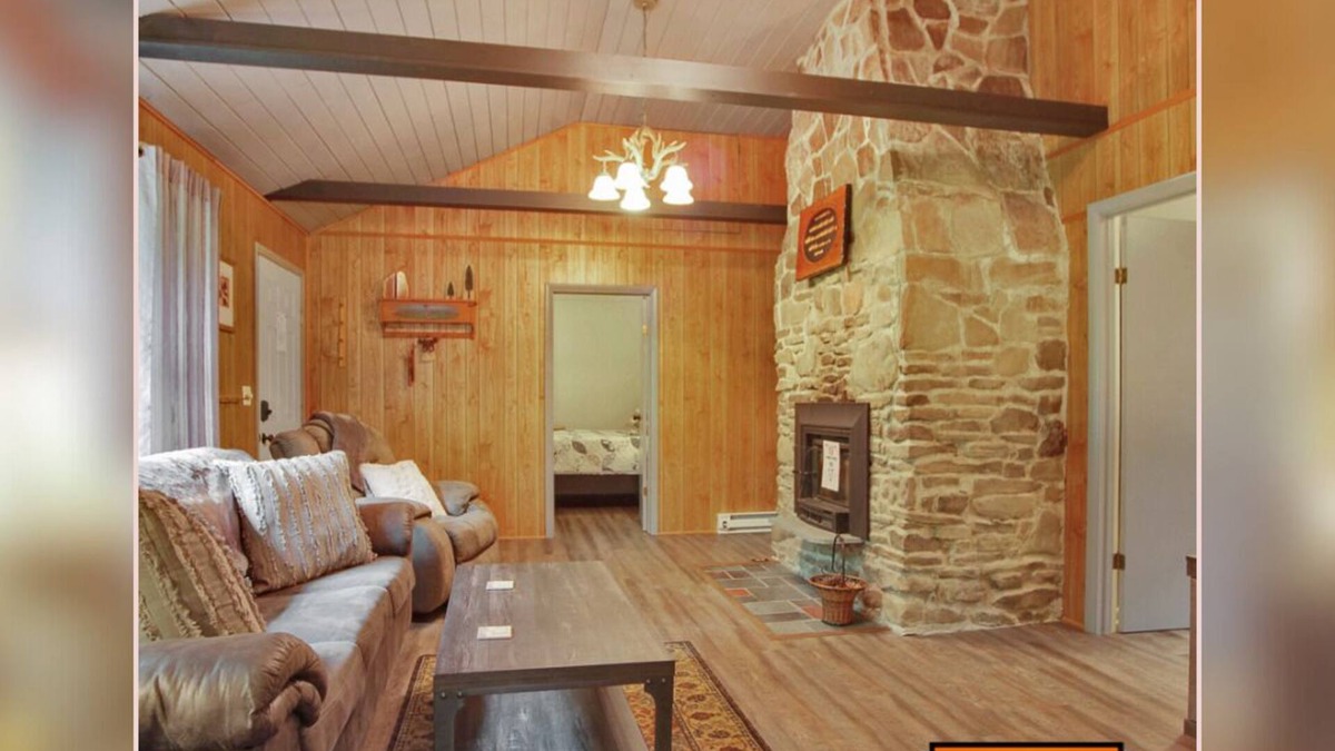Westfield House | Plank Road Retreat-Pet Friendly near Westfield