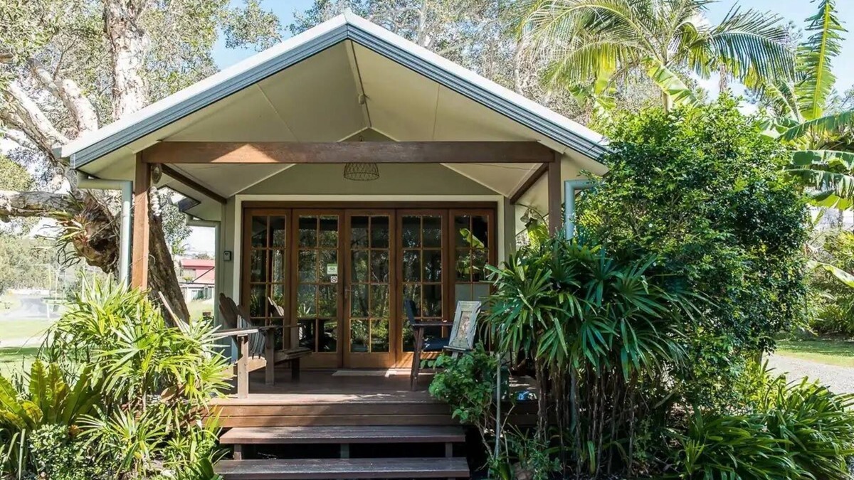 Mullaway Cabin | Plantation