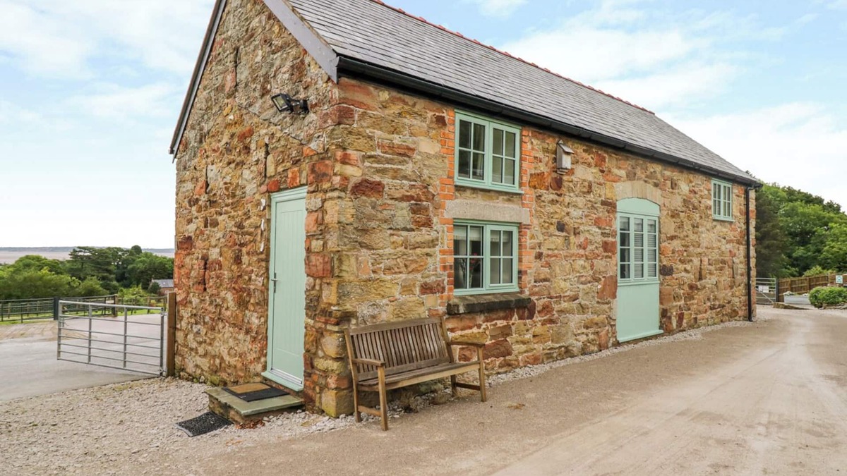 Holywell Cottage | PLAS TIRION COTTAGE, family friendly, with open fire in Mostyn