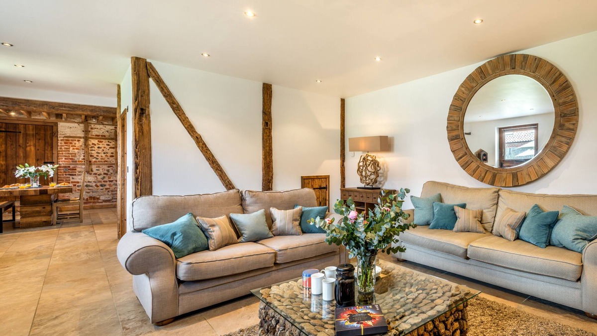 Bodham House | Platford Barn - Three Bedroom House, Sleeps 5
