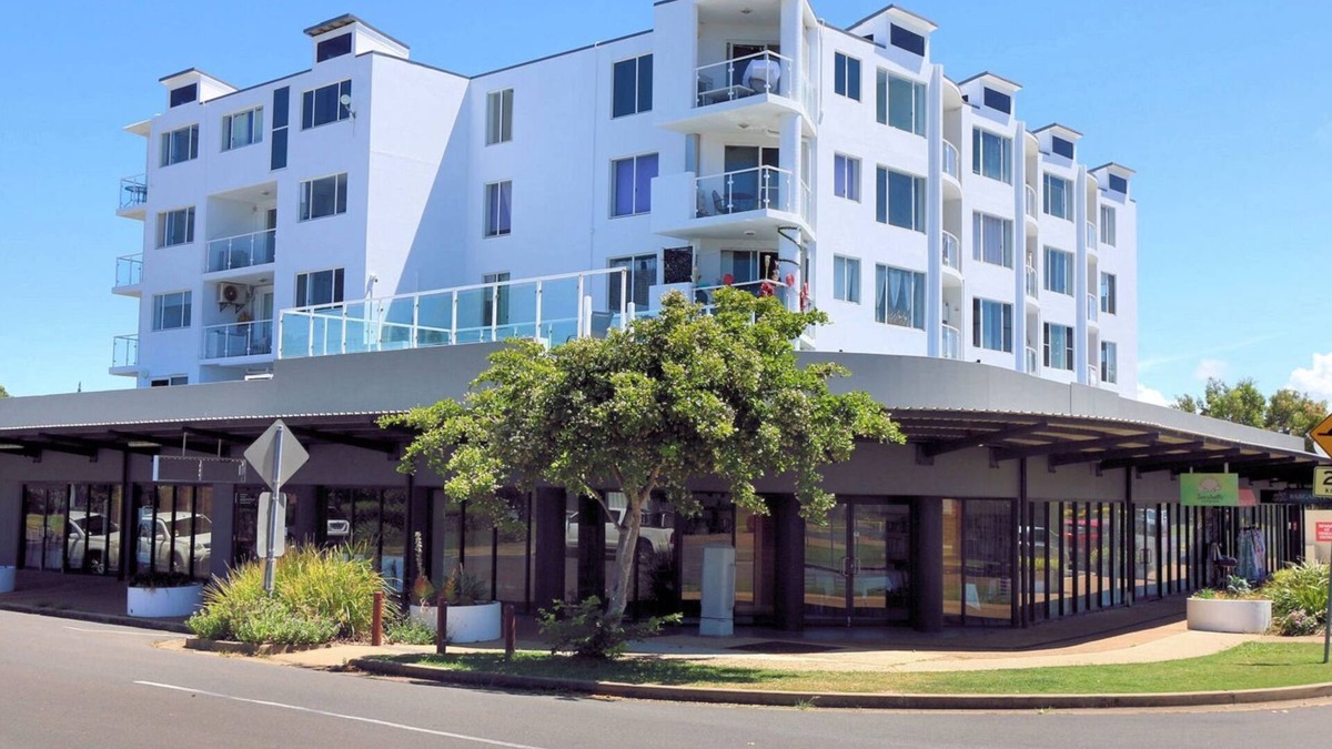 Bargara Apartment | Platinum Apartments - Unit 2