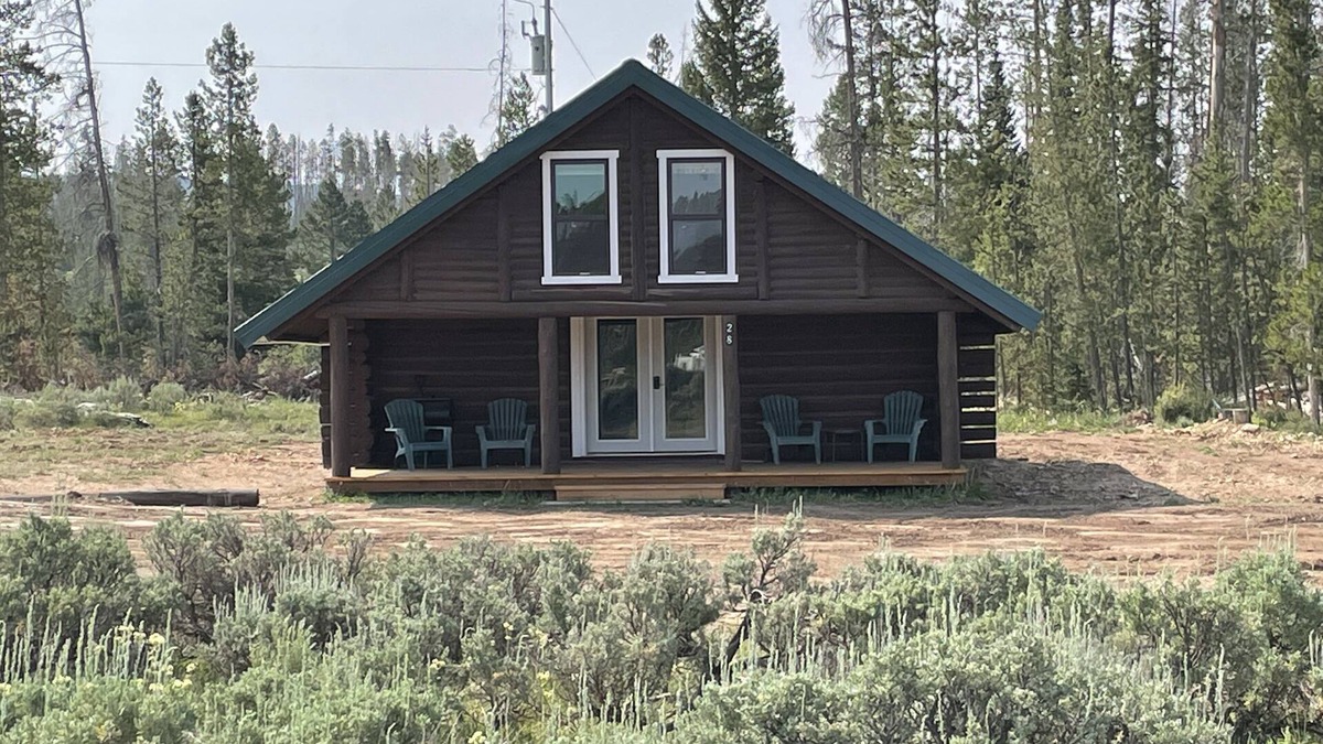 Ryan Park House | Platte Valley Cabins Ryan Park,WY