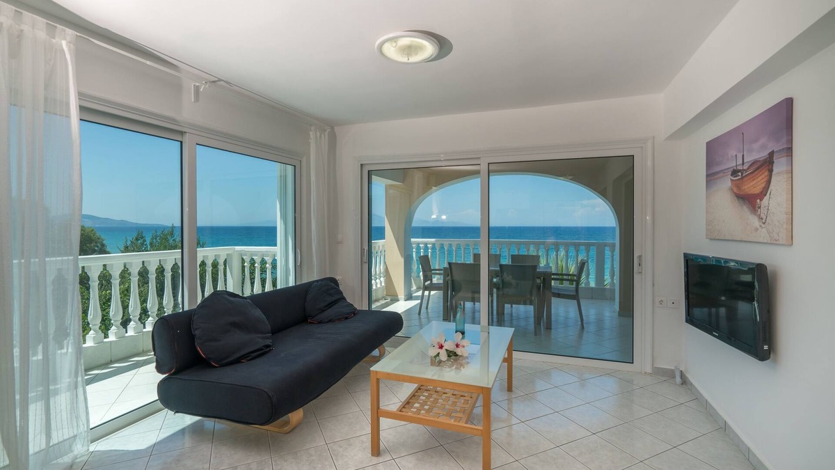 Psarou Apartment | Playa Del Zante - 2 Bedroom Sea View Apartment, Playa del Zante