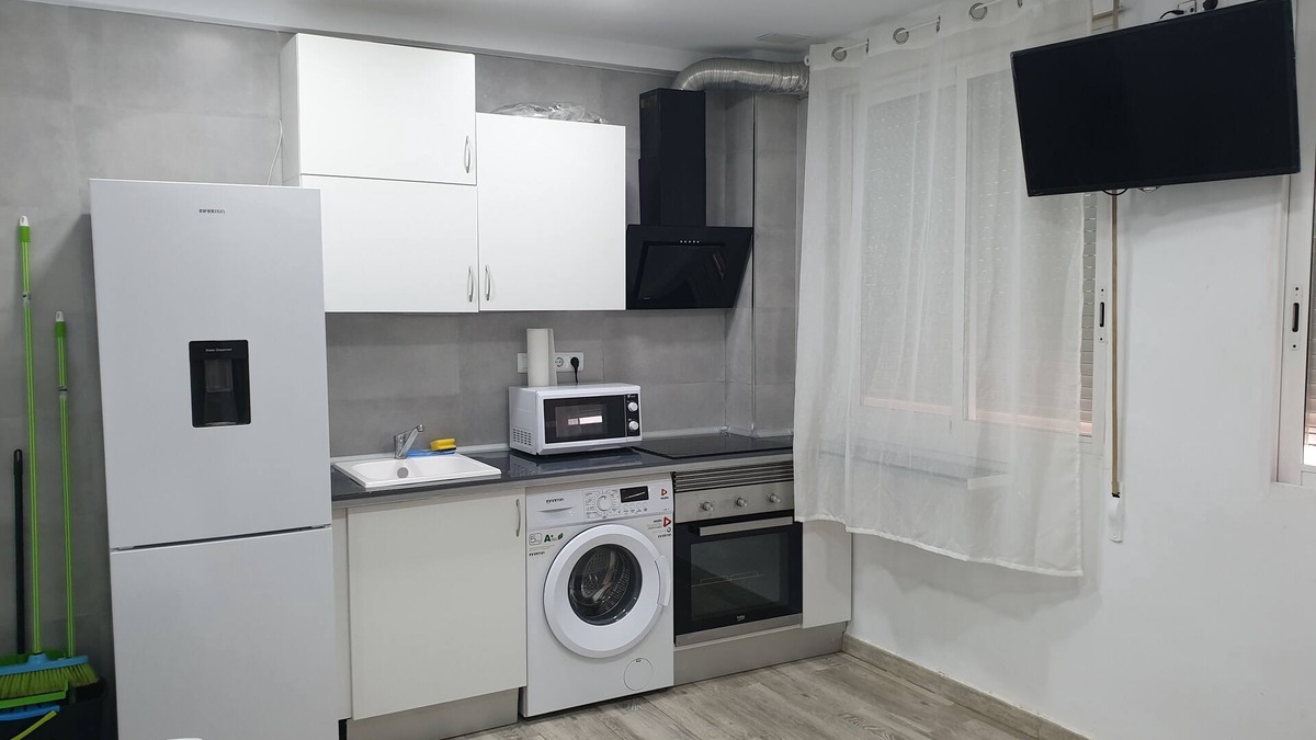 El Cabanyal House | Playa Valencia Apartment, 5min from the beach