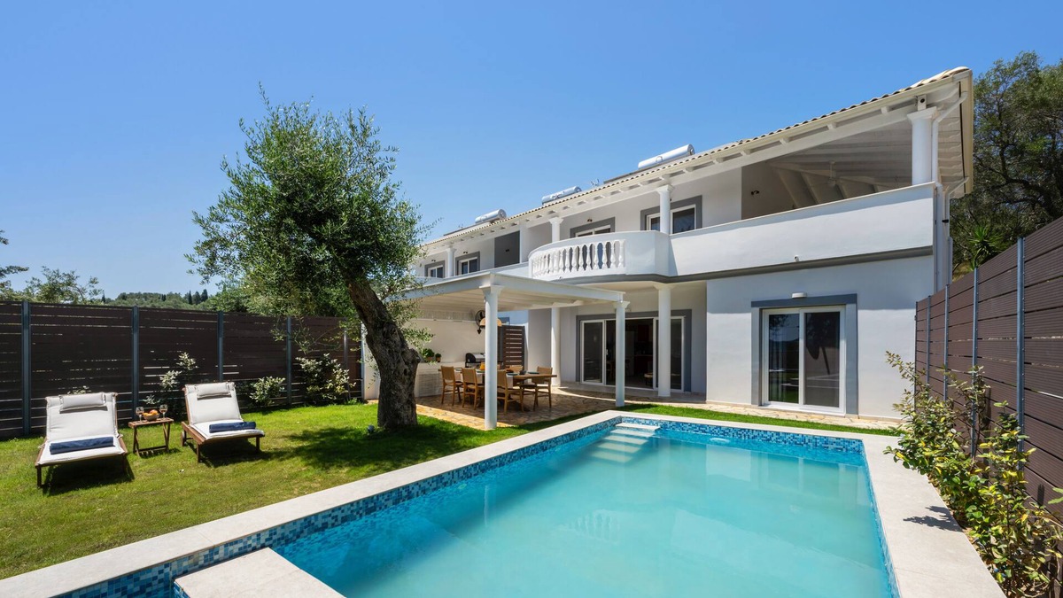 Petriti Villa | Playia Villas I- 3 Bedrooms Maisonette with Private Pool