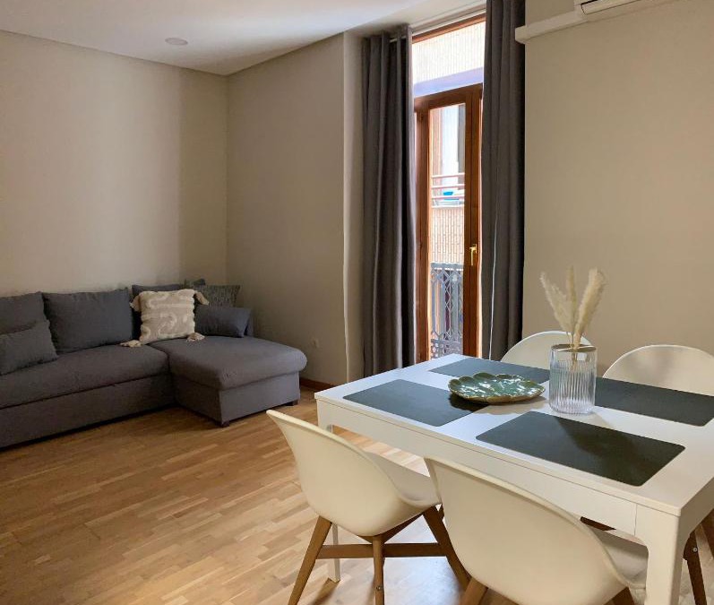 Sant Francesc Apartment | Plaza Ayuntamiento Apartment