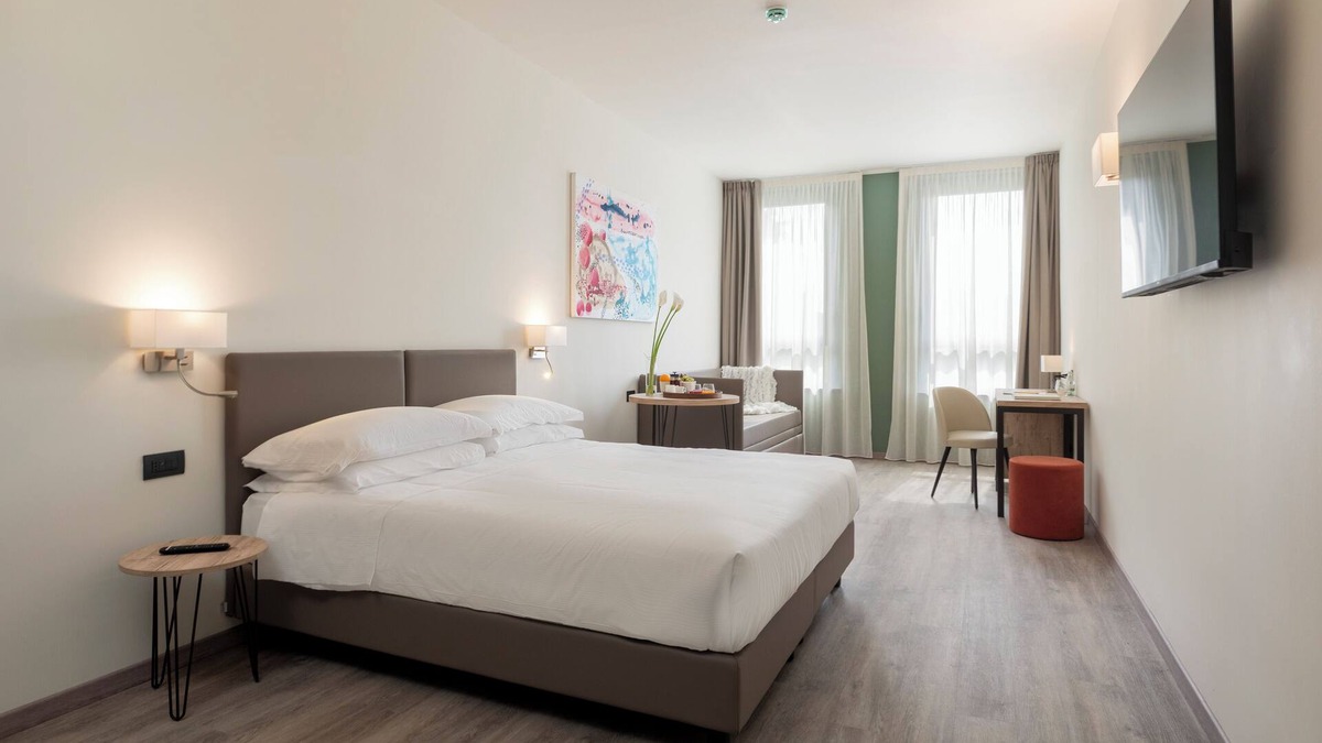 San Martino Siccomario Hotel | Plaza