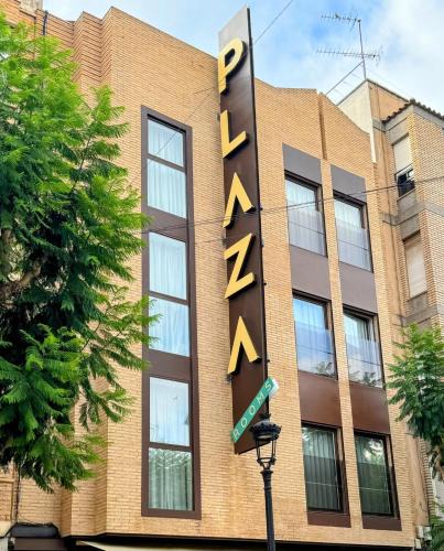 Totana House | Plaza Rooms