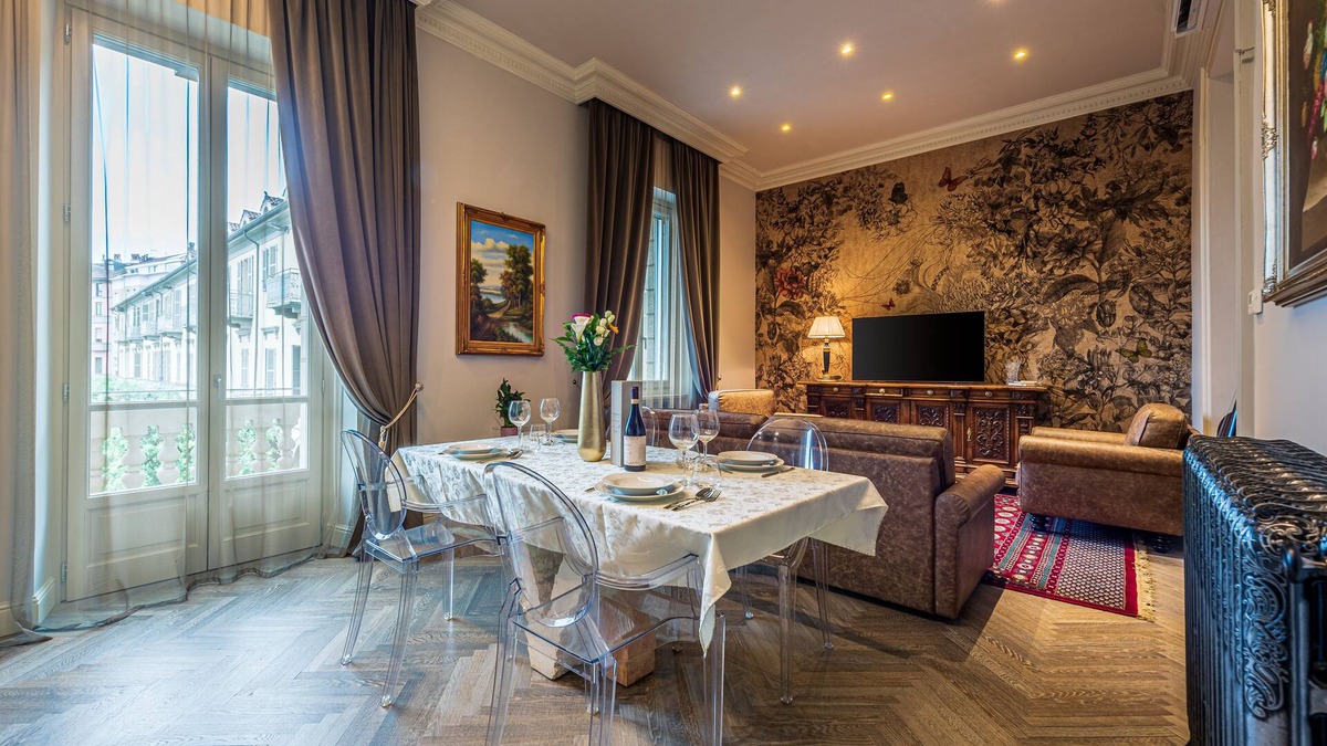 Alba Apartment | Plaza View Luxury Apartment, Alba