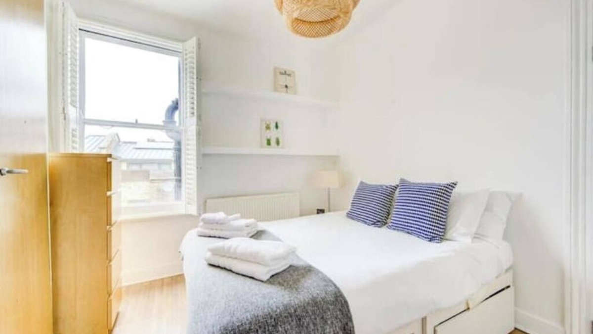 Sands End Apartment | Pleasant 2-bedroom apartment in London