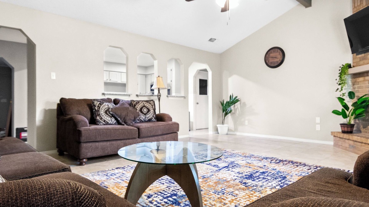 North Richland Hills House | Pleasant 4-bedroom house near Stadium and Airport