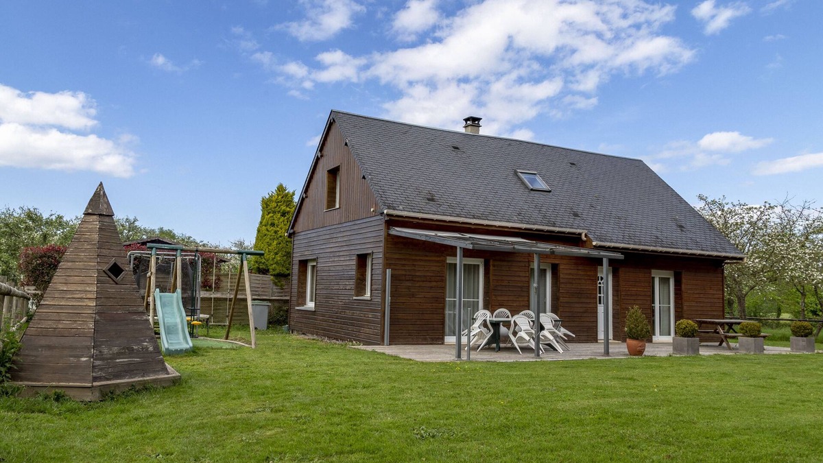 Mosles Cottage | Pleasant 9-person self-catering cottage, 10 minutes from the beach