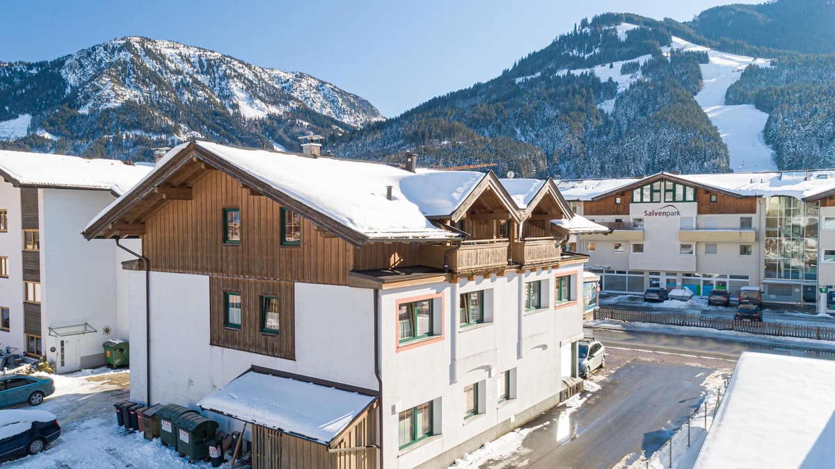 Brixen im Thale Apartment | Pleasant apartment with balcony