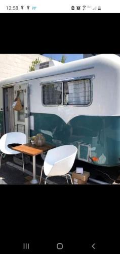 Darnestown House | Pleasant Cozy Airstream with Amazing Stargaze and Farm Views in Maryland