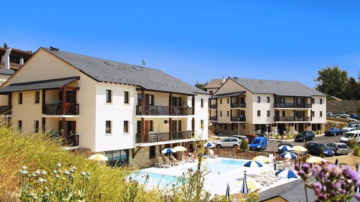 Font-Romeu-Odeillo-Via Apartment | Pleasant Font-Romeu Studio, warm and bright with mountain views