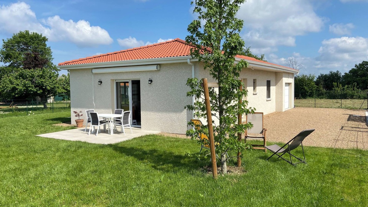 Culhat House | Pleasant gîte in Auvergne, 20 min. from Clermont Ferrand