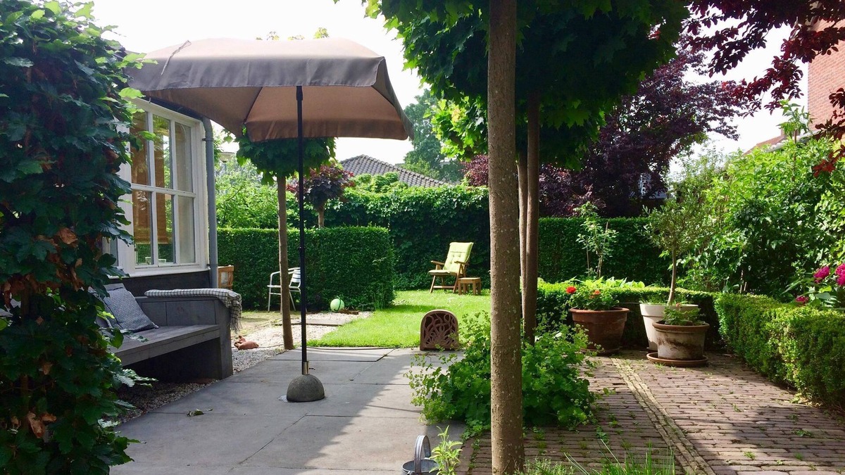 Grootschermer House | Pleasant Holiday Home in Grootschermer with Garden
