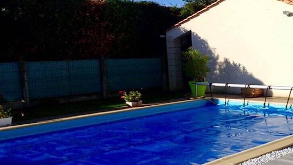 La Jonchere House | Pleasant house ( 6 pers) with swimming pool and close to the sea
