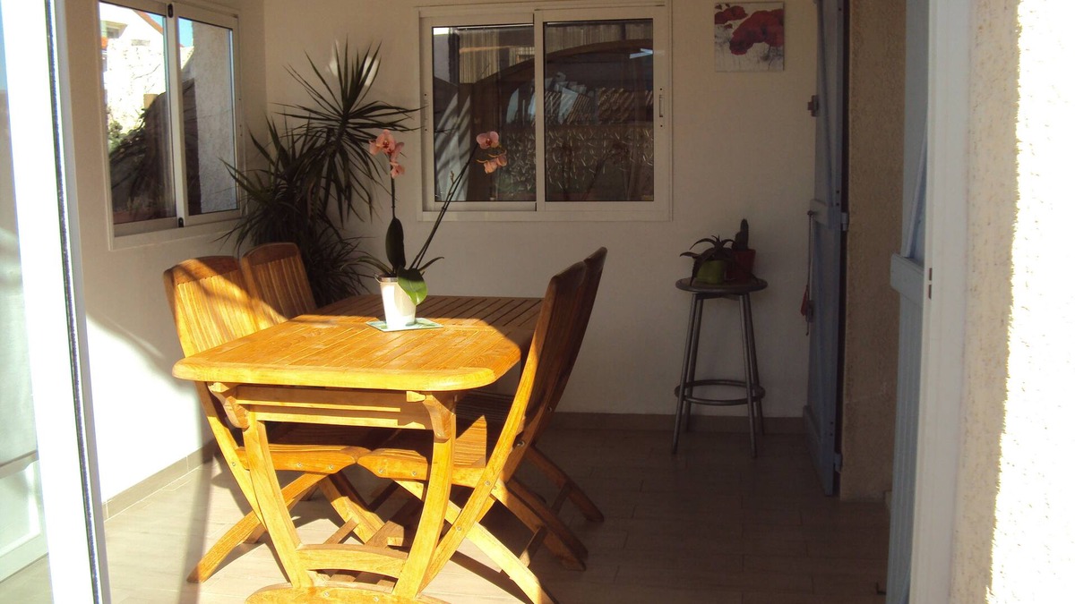Vic-la-Gardiole House | Pleasant house in quiet and secure residence with swimming pool in VIC LA GARDIOLE