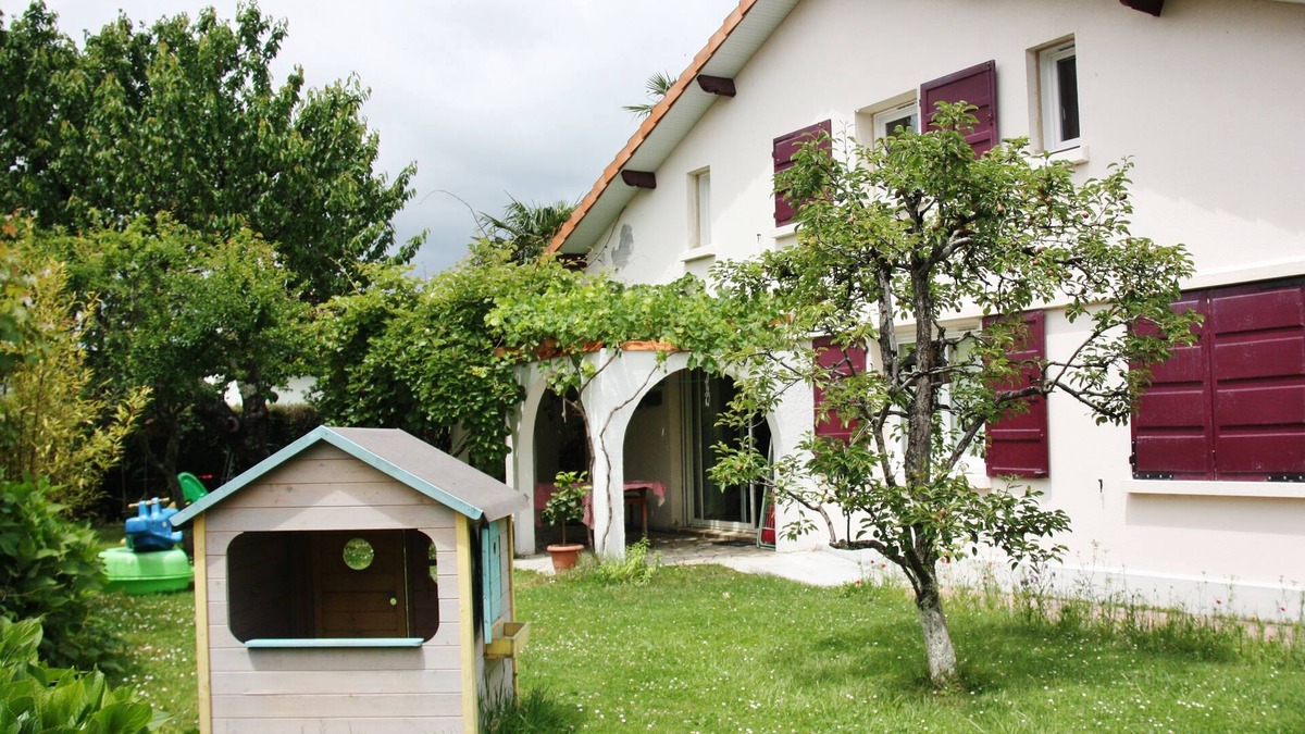 Pau Nord House | Pleasant house in quiet neighbourhood