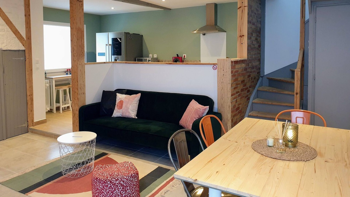 Boeil-Bezing House | Pleasant house of 72m2, with private terrace