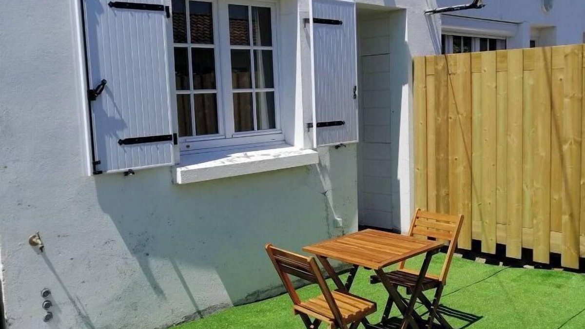 Noirmoutier-en-l'Ile Apartment | Pleasant renovated studio