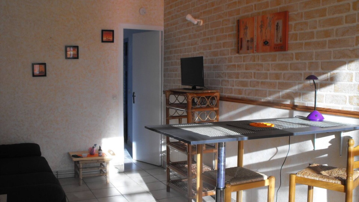 Argenton-sur-Creuse House | pleasant stay in argenton on hollow