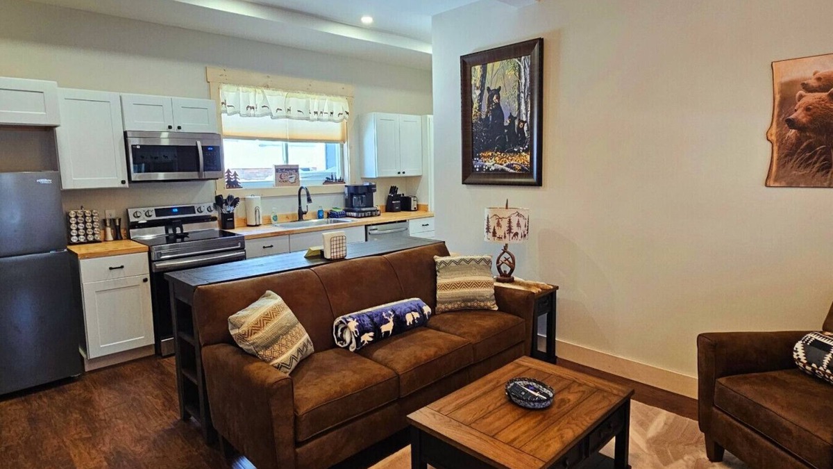 Greenville Apartment | Pleasant Street Retreat - Apartment 2BR