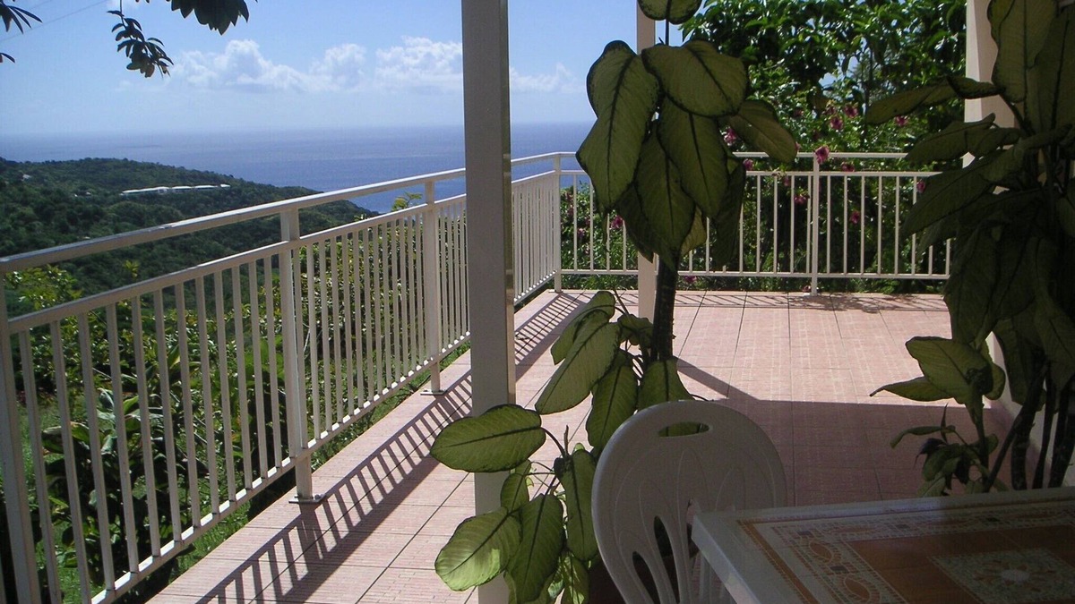 Le Carbet Apartment | Pleasant STUDIO conditioning. CARBET in the North Caribbean ds ds 1 ventilated place quiet WIFI
