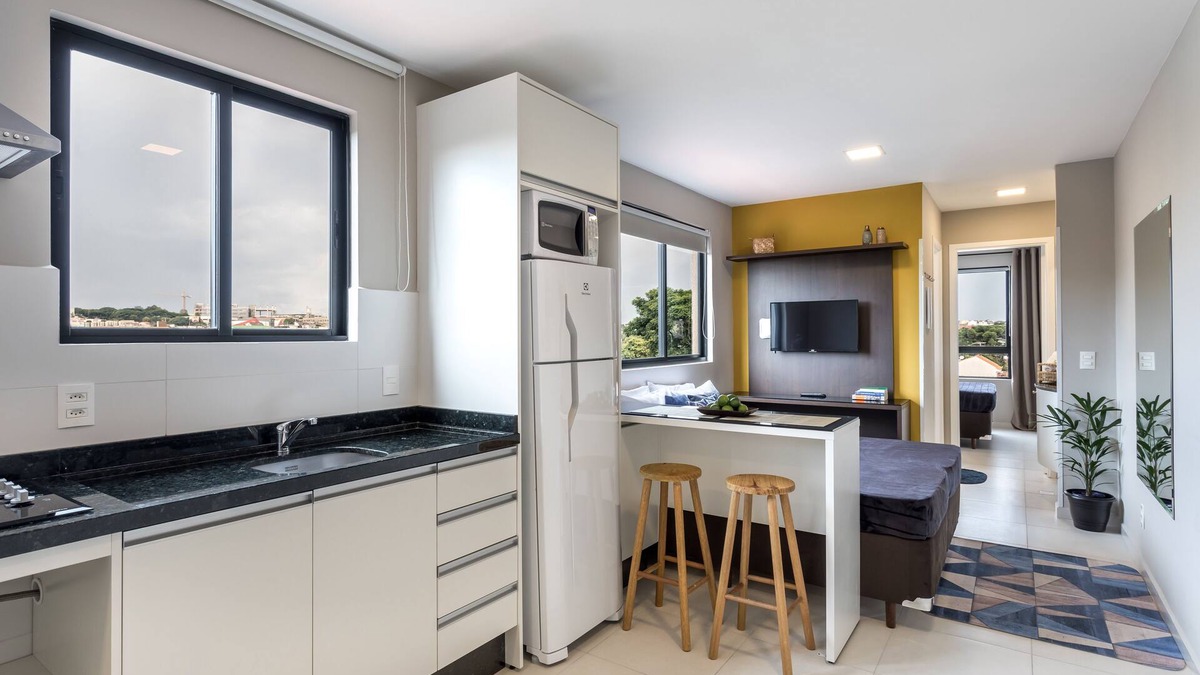 Reboucas Apartment | Pleione ⭐️ flat completo, garagem, Jd. Botânico, PUC, Centro